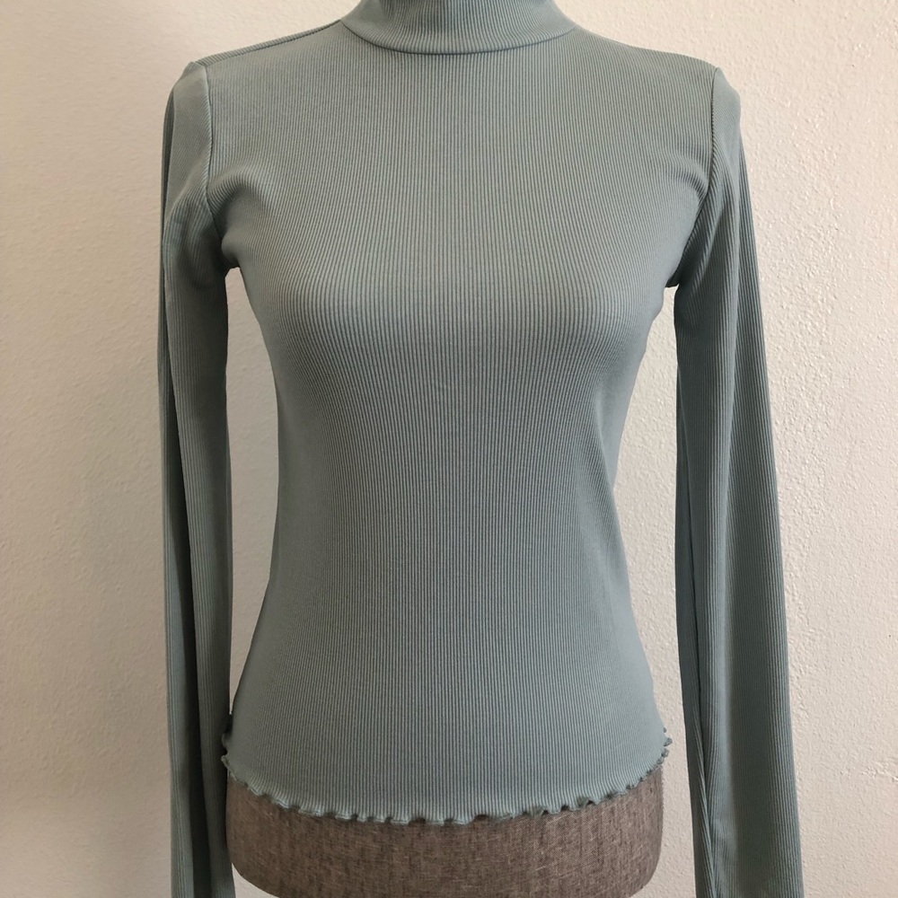 Forever 21 Ribbed Long Sleeve Top - Light Green